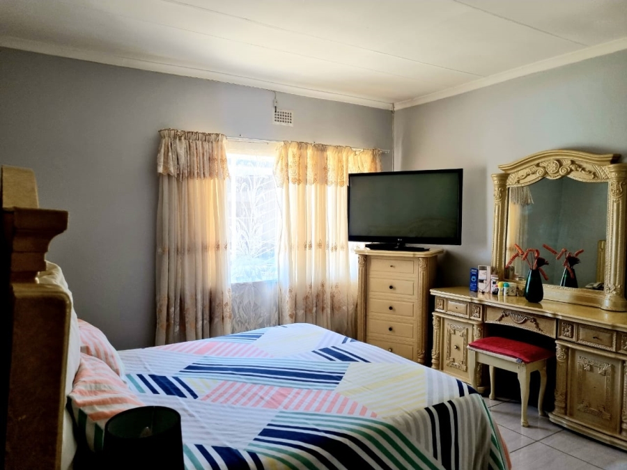 3 Bedroom Property for Sale in Verwoerdpark Northern Cape